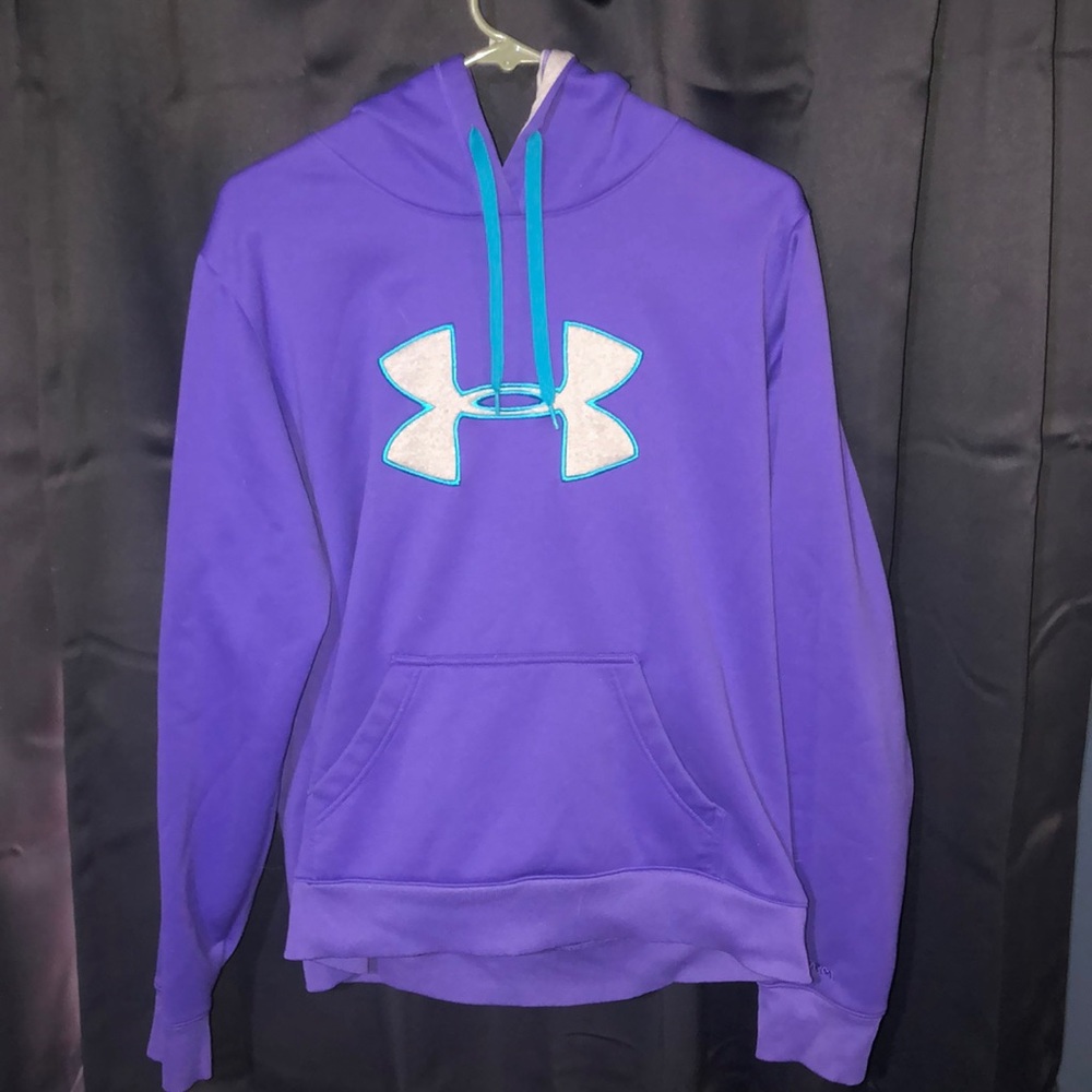 Under armor sweatshirt